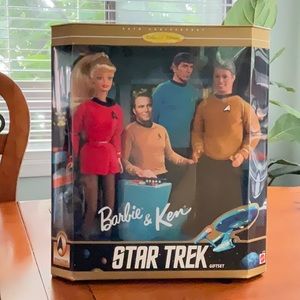 Star Trek Barbie and Ken Giftset NRFB